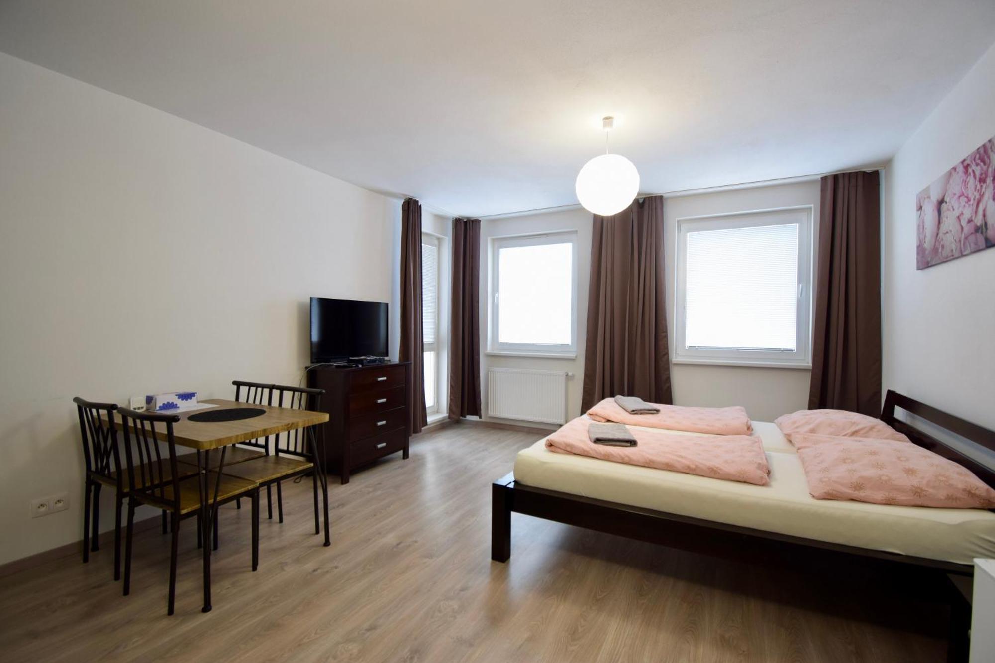 Apartman Zlatovska 22B Trenčín Exterior foto